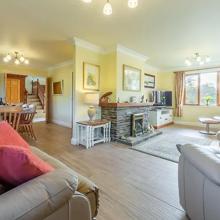 April Holiday home